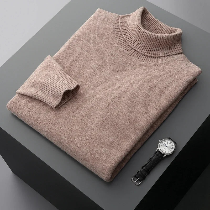 Elegant High Collar in Thick Wool